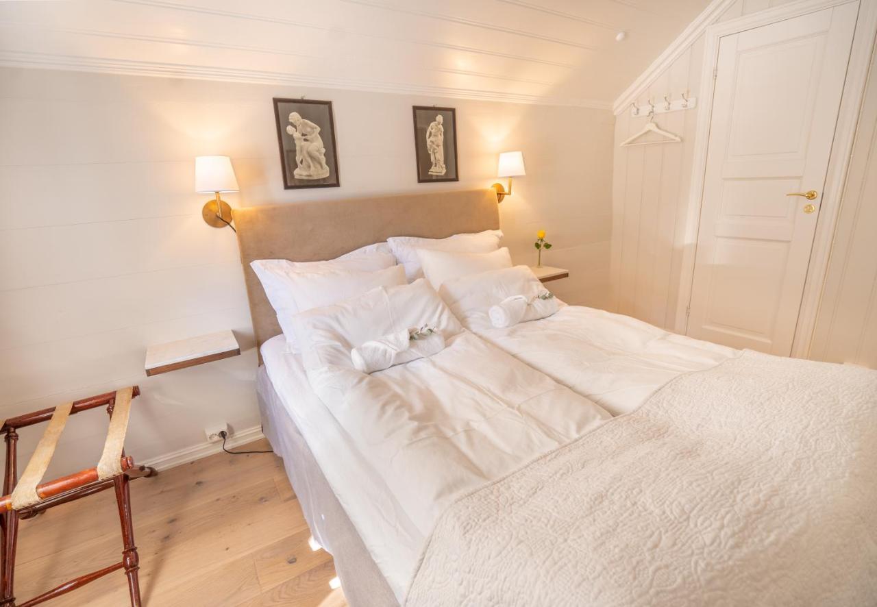 Husum Hotel Borgund Exterior foto